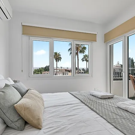 Kato | Prime Location By Vichy Holidays * Paphos