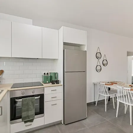 Kato | Prime Location By Vichy Holidays * Pafos