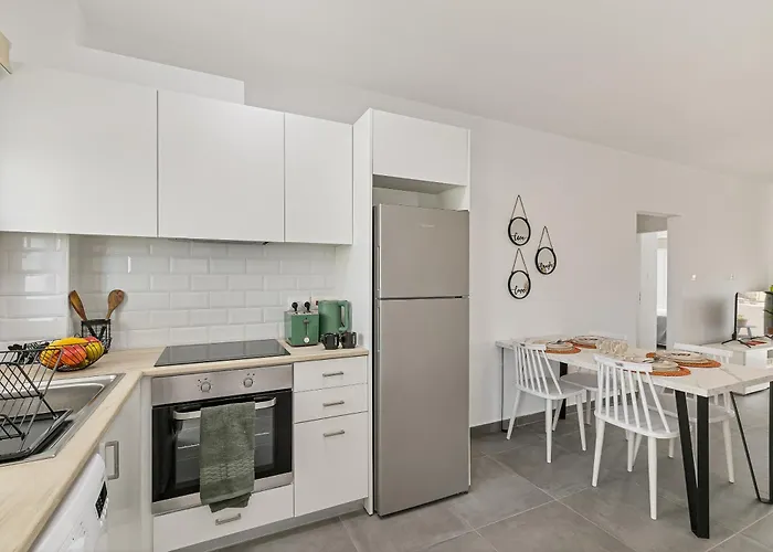 Kato | Prime Location By Vichy Holidays * Paphos